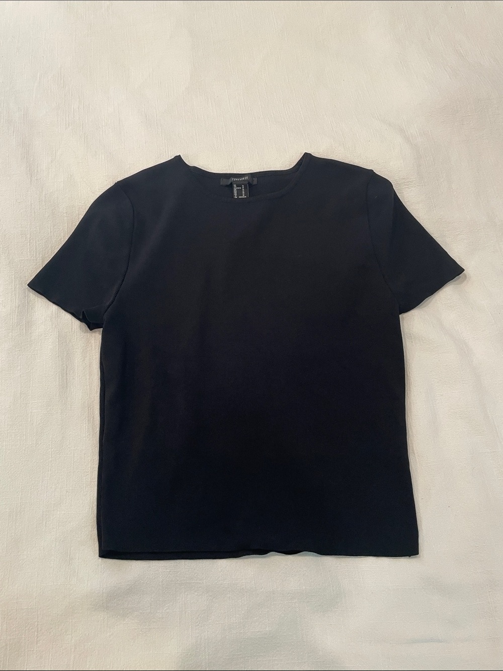 Forever 21 women’s ribbed black Crew Neck shirt